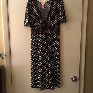 1940-50’s Inspired dress - very flattering!